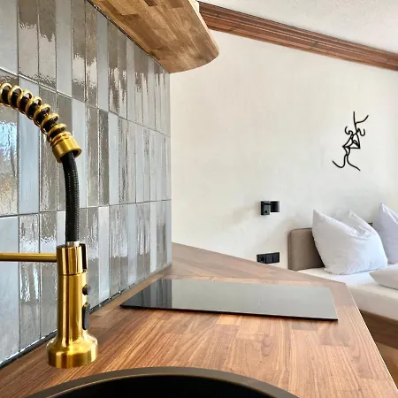 Best Butler Mountain Glory Apartment Bergblick I Kueche I Terrasse I Parkplatz I Netflix I Seenaehe Fussen Exterior photo